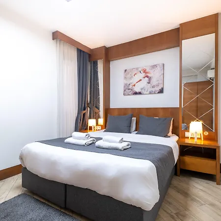The Dream Hotel 3*